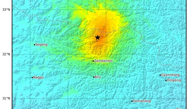 USGS ShakeMap of the Oct. 22, 2026 magnitude 7.0 Tibet earthquake: color-coded shaking intensity around a star marking the epicenter, with an intensity legend below.